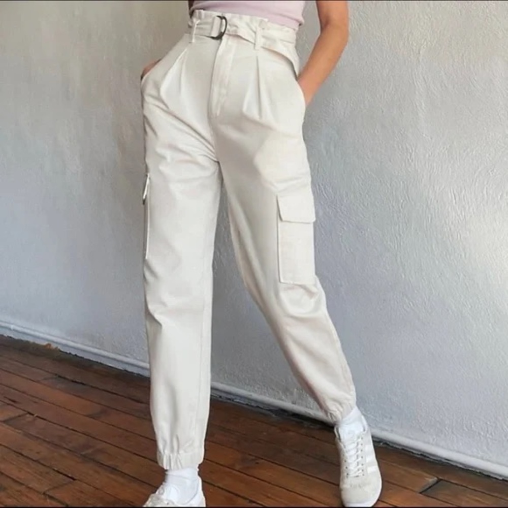 Aritzia Sunday Best Gravity Pant Light Birch Joggers Size 2 Ivory Cream White